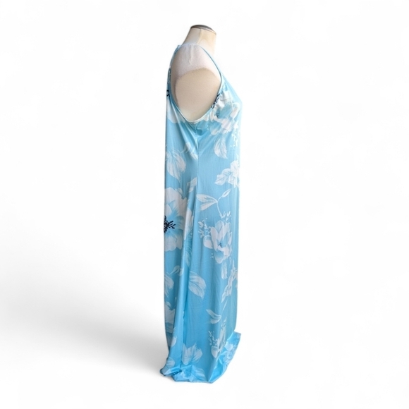Blue with White Florals Flowy Spaghetti Strap V-Neck Maxi Dress Size XXL - Picture 2 of 9